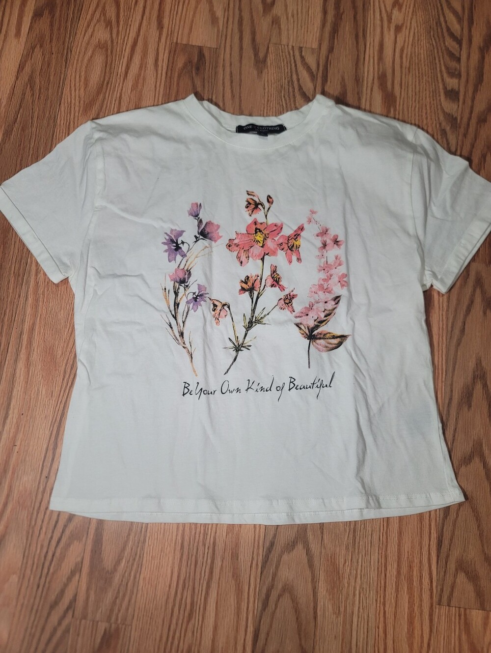 One Clothing Los Angeles Short Sleeve Tee Small